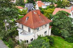 Wohnen im Grünen mit Potenzial: Bezugsfreies Haus mit Garten vor den Toren der Hauptstadt – Dallgowerstraße 46, 14612 Havelland (Kreis) – Vorschaubild 1