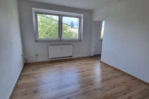 1-Zimmer-Wohnung in Radebeul – Karl-Marx-Straße 28, 1445 Radebeul – Vorschaubild 1