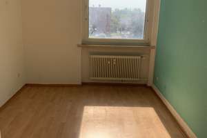 Richtig sonnige 3-Zimmerwohnung mit großem Balkon und Aufzug in BS-Watenbüttel – Die vollständige Adresse der Immobilie erhältst du vom Anbieter., 38112 Lehndorf-Watenbüttel, Braunschweig – Vorschaubild 11