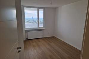 Wunderschöne, frisch renovierte 3-Zimmerwohnung in Bogenhausen-Englschalking – Freischützstraße 17, 81927 Englschalking, München – Vorschaubild 5