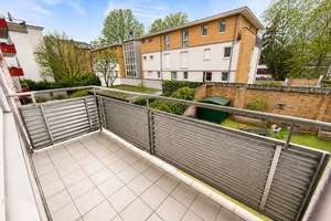 Nähe "Neue EZB" u. Mainufer - Helle, ruhige 2-ZW mit West-Balkon, EBK und Wannenbad