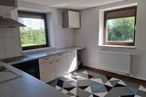 EFH mit 1.200 m² Grd. in Randlage v. Landau a.d.Isar, umfangreich saniert, Hzg. neu, sep. Werkstatt – Die vollständige Adresse der Immobilie erhältst du vom Anbieter., 94405 Landau an der Isar – Vorschaubild 5