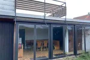 *Mitten im Zentrum*
Solides freistehendes Wohn- und Geschäftshaus mit Anbau, Garten und Garage – Altötting (Kreis) – Vorschaubild 10
