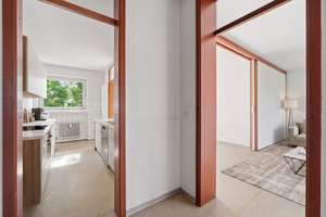 Wohnkomfort mit Weitblick – lichtdurchflutete Wohnung mit zwei Loggien und Tiefgaragenstellplatz – Die vollständige Adresse der Immobilie erhältst du vom Anbieter., 53177 Heiderhof, Bonn – Vorschaubild 4