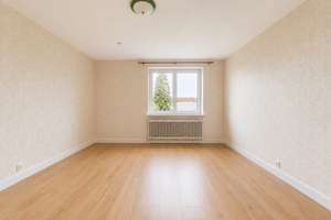 Super Lage - 2-Zimmer-Wohnung mit Einbauküche, Kamin im Wohnzimmer, eigenem Gartenanteil und Loggia – Die vollständige Adresse der Immobilie erhältst du vom Anbieter., 24116 Schreventeich, Kiel – Vorschaubild 4