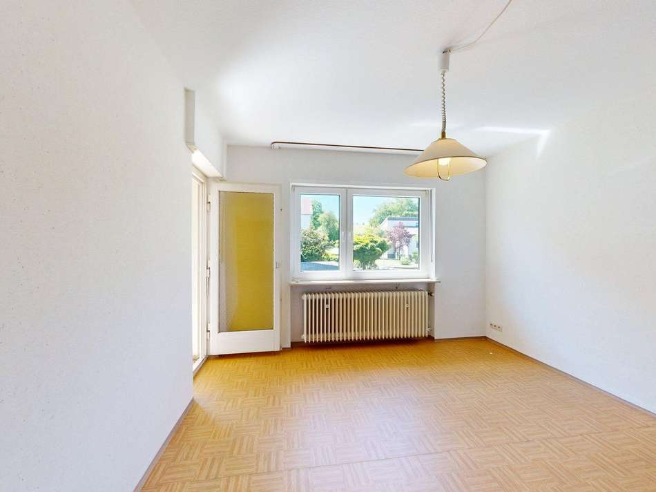 OG_Wohnzimmer mit Balkonzugang
