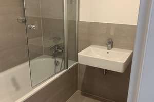 Helle 2-Zimmer Wohnung im 5. OG mit Balkon in Potsdam Zentrum Ost/Babelsberg – Die vollständige Adresse der Immobilie erhältst du vom Anbieter., 14473 Südliche Innenstadt, Potsdam – Vorschaubild 2