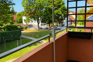 Gepflegte 3-Zimmer-Wohnung mit Balkon, Aufzug & Garage in Gersthofen – Die vollständige Adresse der Immobilie erhältst du vom Anbieter., 86368 Gersthofen – Vorschaubild 3