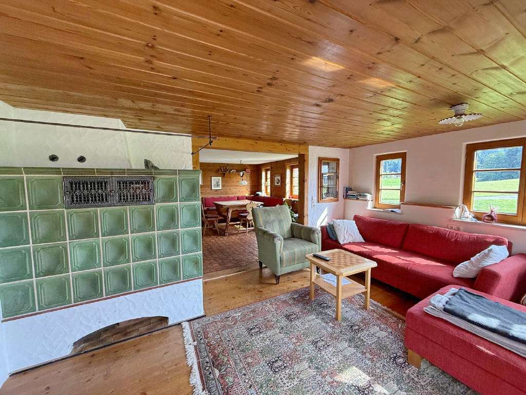 Immobilie in Sigmarszell - Wunderschönes Landhaus in absolut ruhiger Lage mit Bergsicht - Bild 10