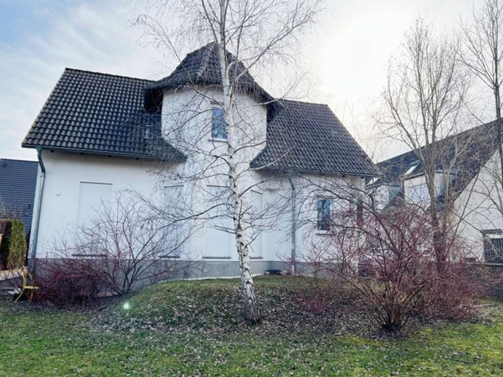 Herrliches, individuelles Architektenhaus mit guter Energetik & 1A-Lage von DD Weixdorf zu verkaufen