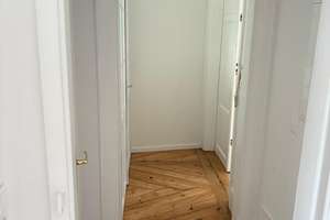 ** Wenn Wohnträume wahr werden! Umfassend sanierte 4-Zimmer Altbauwohnung im Herzen der City! ** – Stephanienstr. 71, 76133 Innenstadt-West, Karlsruhe – Vorschaubild 2