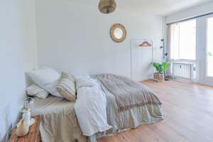 Modern und sofort bezugsfrei – hochwertig saniertes 38m²-Appartement mit Loggia und Aufzug. – Die vollständige Adresse der Immobilie erhältst du vom Anbieter., 42653 Gräfrath, Solingen – Vorschaubild 7