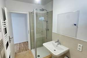 Sanierte 3-Zimmer-Eigentumswohnung  mit Aufzug, Balkon & Tiefgaragen Stellplatz! – Die vollständige Adresse der Immobilie erhältst du vom Anbieter., 33604 Mitte, Bielefeld – Vorschaubild 9