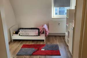 lichtdurchflutete 3,5-Zimmer-Maisonette Wohnung Nordstadt/Gärten h.d.Veste – 90408 Uhlandstraße, Nürnberg – Vorschaubild 3
