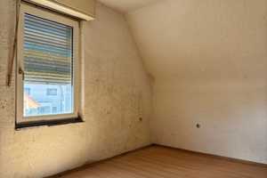Traumgrundstück mit Sanierungsobjekt. Einmalige Chance für Handwerker! – Neuss (Rhein-Kreis) – Vorschaubild 12