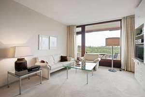 Gepflegte 1 Zimmer - Wohnung incl. 
Tiefgaragenstellplatz