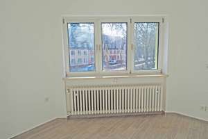 Willkommen in Sülz! Hübsche Wohnung in zentraler Lage... – Neuenhöfer Allee 2, 50937 Sülz, Köln – Vorschaubild 4