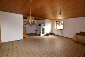 Bezugsfreies Einfamilienhaus in beliebter Wohngegend – Rosenbergstraße 11, 37412 Herzberg am Harz – Vorschaubild 4