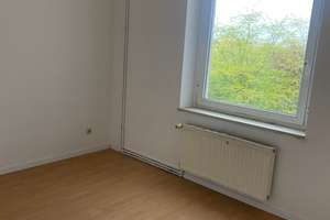 Großzügige 4-Zimmer-Wohnung im 2. OG – ideal für Familien oder WG – Genzstraße 12, 47226 Rheinhausen-Mitte, Duisburg – Vorschaubild 4