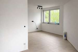 Moderne, frisch renovierte 2-Zimmer Wohnung mit Balkon in Köln-Lindenthal – Landgrafenstrasse 4, 50931 Lindenthal (Ortsteil), Köln – Vorschaubild 7