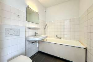 Charmantes 1-Zimmer-Zuhause mit Westbalkon – Die vollständige Adresse der Immobilie erhältst du vom Anbieter., 81477 Solln, München – Vorschaubild 11
