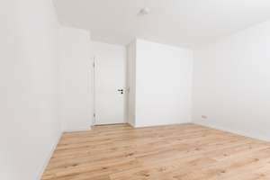2. Monate KALTMIETFREI !!! Moderne Whg. im DG - große Loggia - Stellplatz u.v.m. – Meinersdorfer Straße 32, 9123 Morgenleite, Chemnitz – Vorschaubild 11