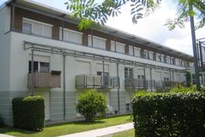 Charmantes Erdgeschossapartment mit Terrasse in unmittelbarer Uninnähe in Regensburg! – Die vollständige Adresse der Immobilie erhältst du vom Anbieter., 93053 Galgenberg, Regensburg – Vorschaubild 1