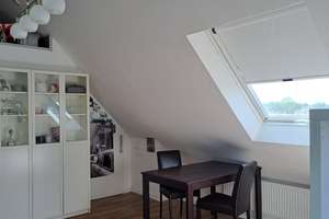 Single Appartement für Studentin (Anfangssem.) oder Doktorandin – Erzberger Str. 27, 33102 Kernstadt, Paderborn – Vorschaubild 3