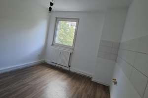 2-Zimmer-Wohnung mit Balkon in Düsseldorf – 40470 Mörsenbroich, Düsseldorf – Vorschaubild 4