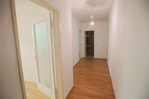 München an den Isarauen: freie, gemütliche 2,5-Zi.-Whg. im Hochparterre mit 2 Loggien  – Die vollständige Adresse der Immobilie erhältst du vom Anbieter., 81543 Siebenbrunn, München – Vorschaubild 7