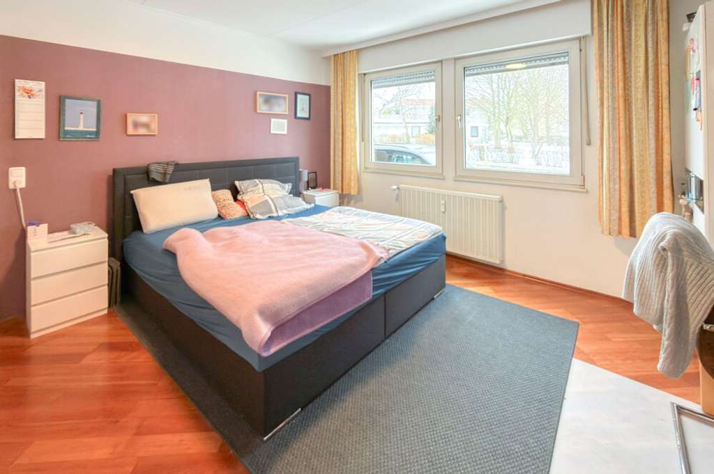 Immobilie in Schwentinental - Großzügiges Haus mit 2 Wohnungen, Garten, Keller, Kamin & Carport – vermietet,  später selber nutzen - Bild 4