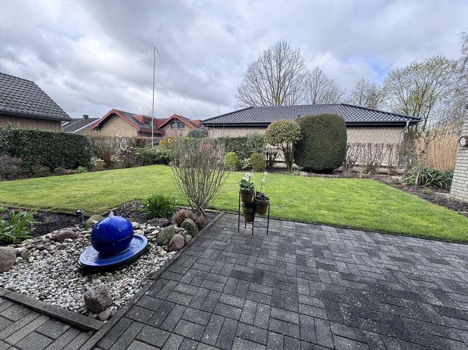 Terrasse und Garten