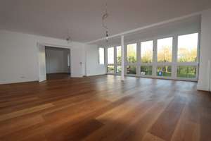 Stadtzentral und mit Blick auf den Luisenpark:  Hochwertige kernsanierte 5-Zimmer-200m²-Wohnetage