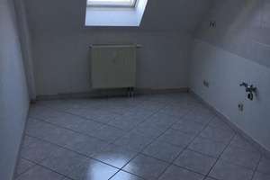 Gut-geschnittene 3-Raum-DG-Maisonette-Wohnung  – Römerstraße 6, 8056 Mitte-Nord, Zwickau – Vorschaubild 13