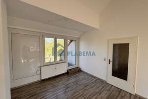 Moderne 3- Zimmer- Dachgeschoßwohnung mit Balkon und neuwertiger Einbauküche – Platanenstr. 50, 17033 Lindenbergviertel, Neubrandenburg – Vorschaubild 2