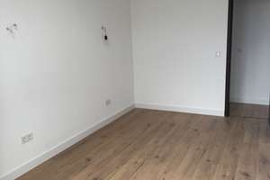 Renovierte 2-Zimmer-Wohnung in zentraler Lage mit Parkplatz  – Rheinstraße 19, 65183 Mitte, Wiesbaden – Vorschaubild 6