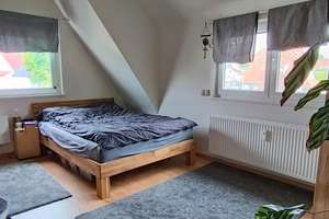 Teilmöblierte 2-Zimmer-Wohnung in Steinenbronn mit freier Sicht