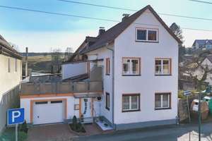 Vielseitiges Familienleben möglich
Großfamilie oder Generationenwohnen – Die vollständige Adresse der Immobilie erhältst du vom Anbieter., 7646 Trockenborn-Wolfersdorf – Vorschaubild 2
