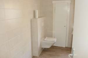 Teil- saniertes 2- 3- Fam.- haus, Innenstadt- Lage, Keller, 2 Garagen, außerhalb Hochwassergebiet. – Die vollständige Adresse der Immobilie erhältst du vom Anbieter., 4668 Grimma – Vorschaubild 7