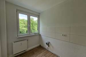 gemütliche helle Wohnung mit tollem Ausblick – Lessingstraße 39, 9557 Flöha – Vorschaubild 3