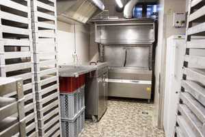 Zukunftsweisendes Investitionsobjekt!
Wohn- und Geschäftshaus mit großer Bäckerei und 3 Wohnungen! – Göppingen (Kreis) – Vorschaubild 7