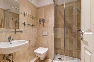 Gemütliche 4-Zimmer-Wohnung mit Balkon und zwei Bädern im ruhigen Quergebäude! – Ackerstraße 155, 10115 Mitte (Ortsteil), Berlin – Vorschaubild 12