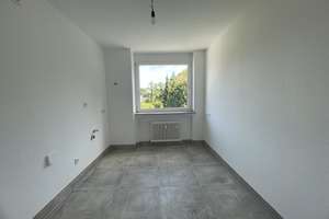 Idealer Grundriss! Renovierte 3-Zimmer-Whg mit Balkon & Garage – 40627 Unterbach, Düsseldorf – Vorschaubild 9