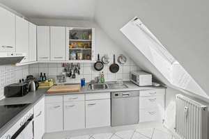 Charmante 2-Zimmer-Dachgeschosswohnung in begehrter Lage von München-Giesing – Die vollständige Adresse der Immobilie erhältst du vom Anbieter., 81539 Obergiesing, München – Vorschaubild 6