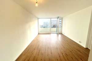 Helle 2-Zimmer-Wohnung mit Balkon zzgl. Garagen- und Außenstellplatz. – Johann-Clanze-Straße 53, 81369 München – Vorschaubild 7