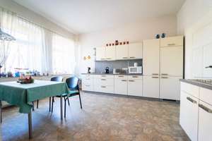Gepflegtes 3-Familienhaus mit Gartenidylle, Ausbaureserve und solider Substanz – Die vollständige Adresse der Immobilie erhältst du vom Anbieter., 9131 Ebersdorf, Chemnitz – Vorschaubild 7