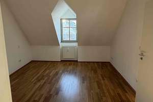 **Provisionsfrei**Wohnen zwischen Eisernem Steg und Arnulfplatz**Dachgeschoss im Altbau – Rehgäßchen 3, 93047 Innenstadt, Regensburg – Vorschaubild 32