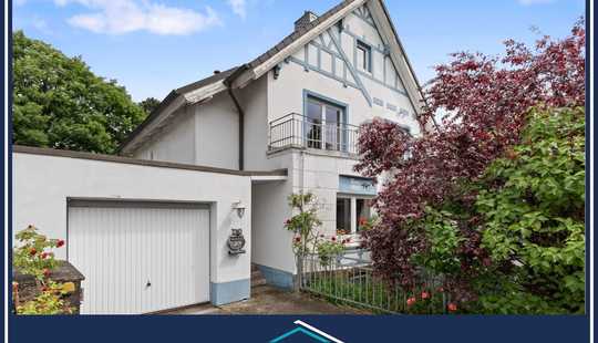 Bild von Jugendstilvilla mit Charme u. Garten Zweifamilienhaus in Zentraler Lage von Rahlstedt
