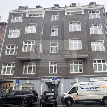 Ruhige Bürofläche direkt am Barbarossaplatz