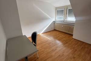 Gepflegte 1 Zi .-Wohnung im DG mit Küchenzeile und Kellerraum in 70469 Stgt.-Feuerbach, WM: 455€ – Feuerbacher Talstr. 59, 70469 Feuerbacher Tal, Stuttgart – Vorschaubild 20
